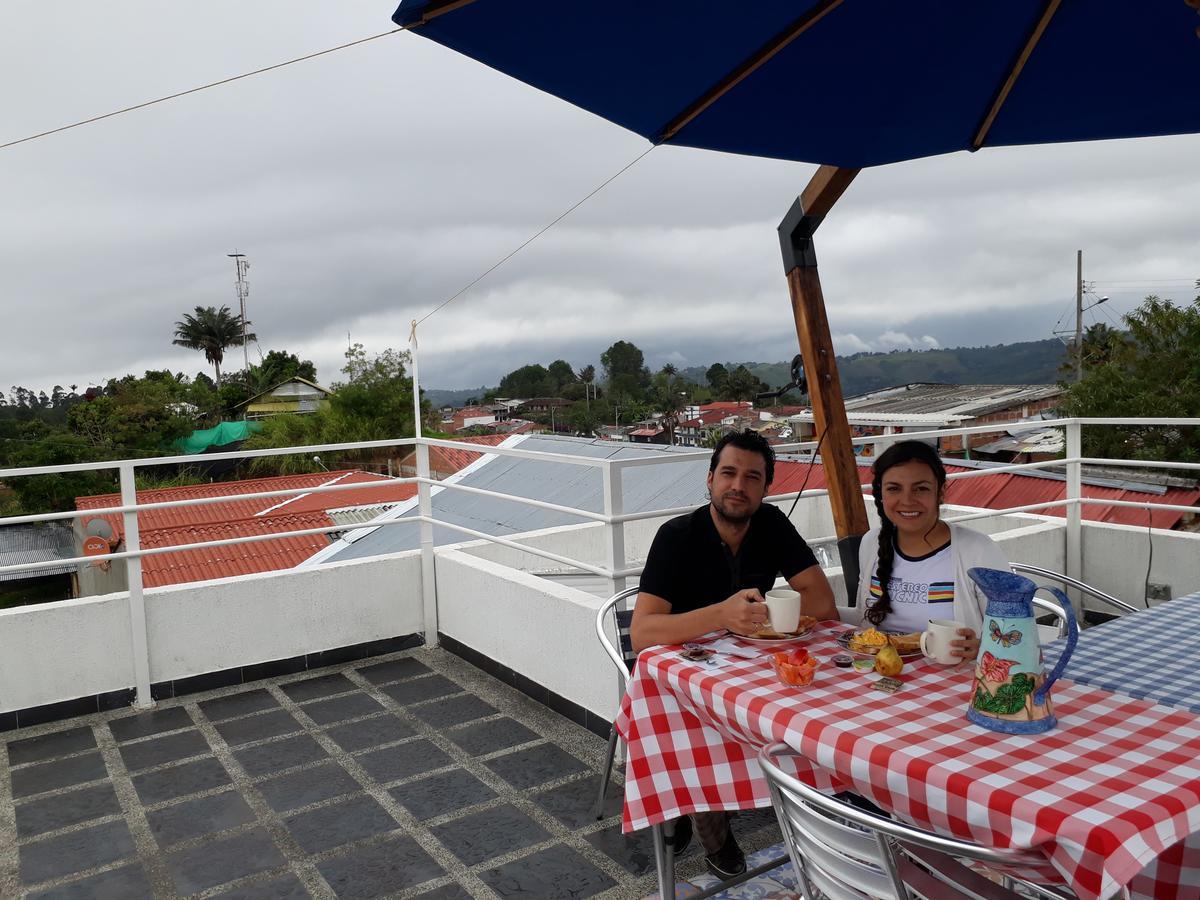 Elizabetha Hostal Salento Bagian luar foto