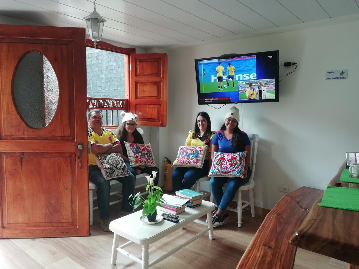 Elizabetha Hostal Salento Bagian luar foto